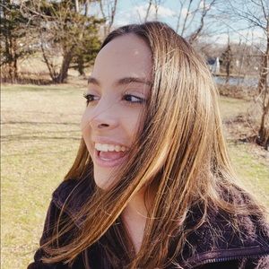 Meet your Posher, Isabella